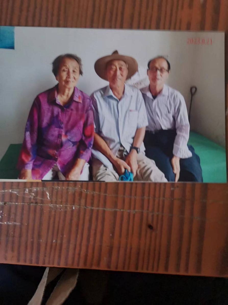 4328b87cf0344bfac3cc19bc34c7151