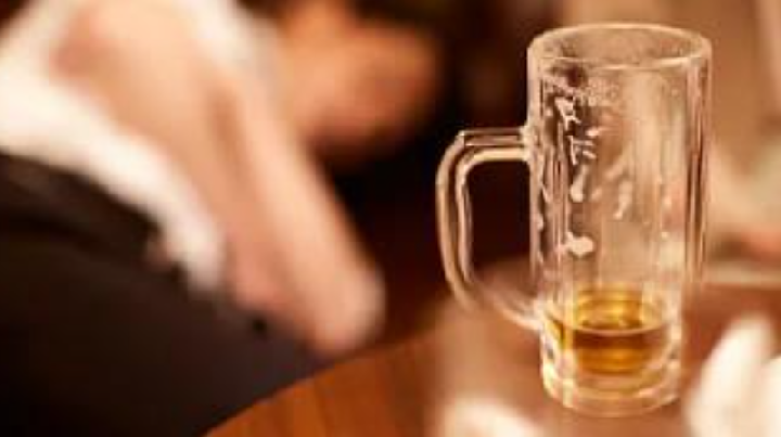 醉酒呕吐引发“炎症风暴”险丧命