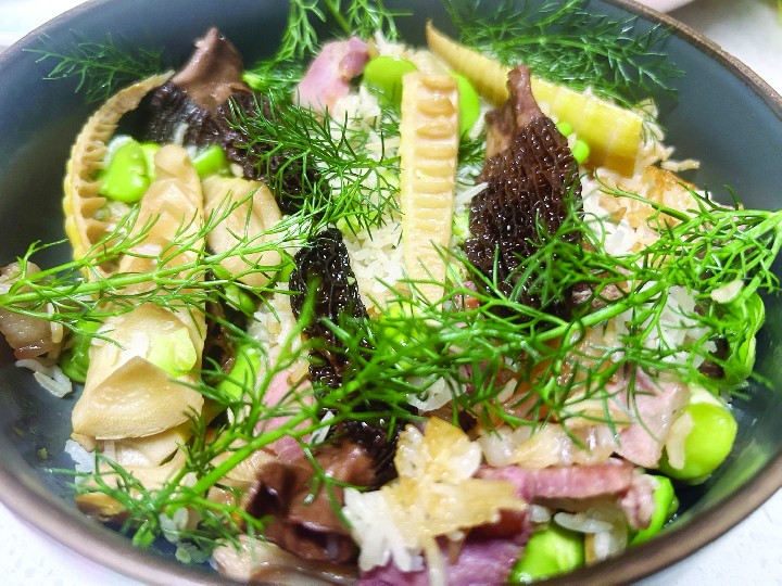 一碗“冬去春来饭” 用清空咸货库存的方式拥抱春天