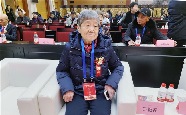 八旬中医千里赴京传绝技 “肩陵穴”疗法再绽时代光华